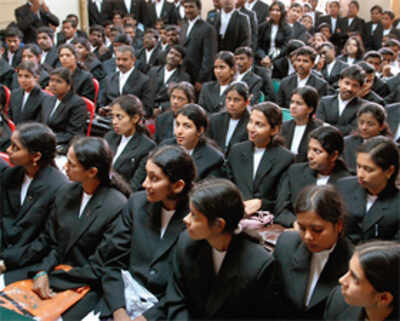 LLB students without ‘10+2+3’ can’t practise law