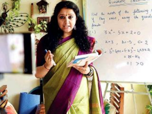 Teachers, parents work towards app-solute success of e-classes