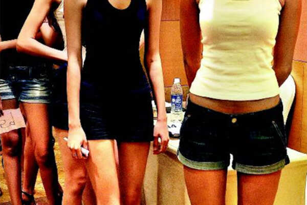 Why thigh gap is so important to women