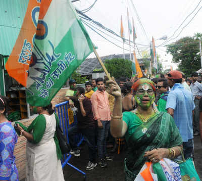 West Bengal by-polls 2018: Trinamool Congress wins Noapara Assembly, Uluberia Lok Sabha seats