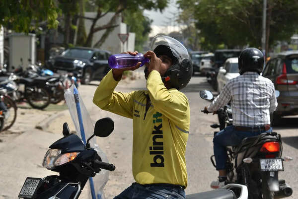 Heatwave warning for Gurgaon despite marginal dip in temperatures