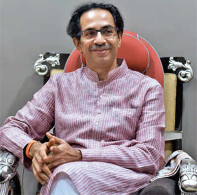 Sena considering quitting state govt to win Cong over