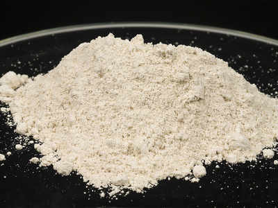 One kg heroin, worth Rs 3 cr, seized