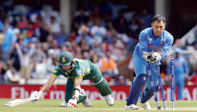 Champions Trophy: Virat Kohli, Shikhar Dhawan knocks set up 8-wicket win over South Africa; India meet Bangladesh in the semis