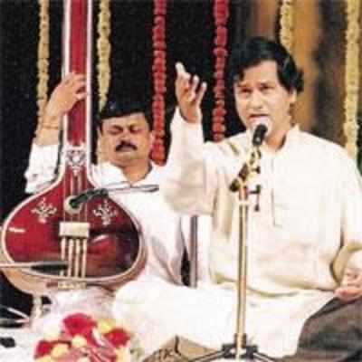 Dhrupad recital by Uday Bhawalkar