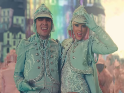 Me Taylor Swift Brendon Uries New Song Is A Pastel