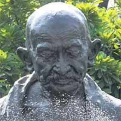 Lord Ram, Mahatma to be '˜ambassadors' of Guj tourism