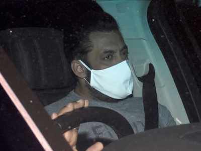 Salman Khan takes first dose of COVID-19 vaccine