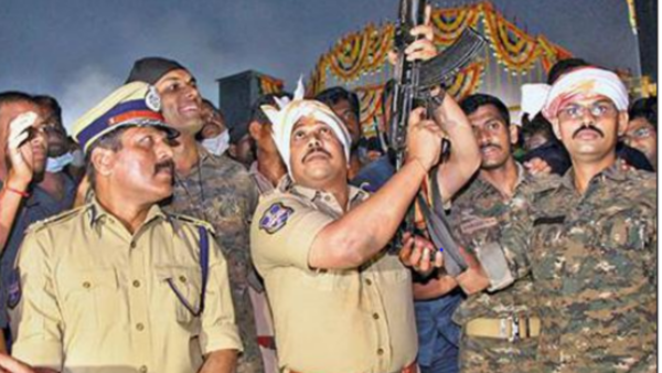 Telangana: Sammakka arrives on Day-2 of tribal festival