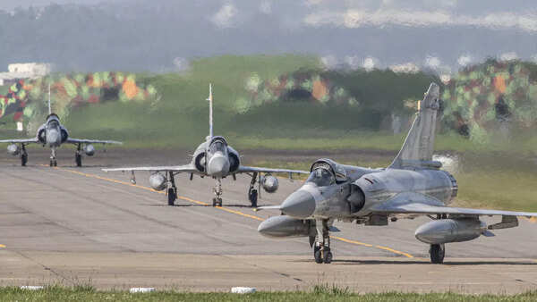 ​​How China plans to choke Taiwan with a ring of ships, aircraft