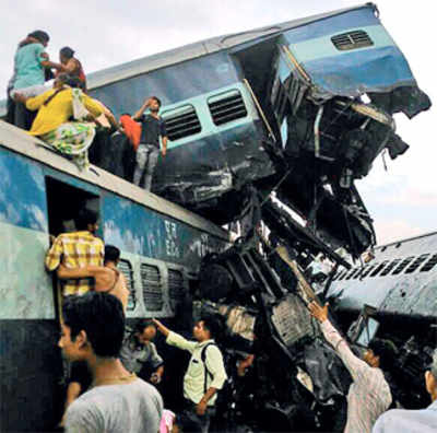 Utkal Express derails near Muzaffarnagar: 23 killed, 81injured as 14 coaches derail