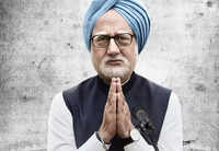 '<i class="tbold">the accidental prime minister</i>'