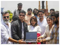 Nikhil Siddhartha launches 'Spy' teaser near Netaji's statue at India Gate