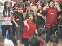 Trending photos of <i class="tbold">bangalore city college</i> on TOI today