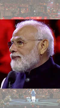 ​Underling that the IMF considers India the bright spot of the <i class="tbold">global economy</i>: PM Modi​