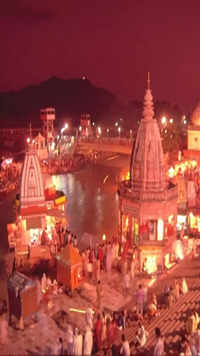 Top 10 Famous Temples in <i class="tbold">haridwar</i>