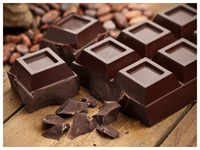 Relation bewteen chocolates and <i class="tbold">heavy metals</i>