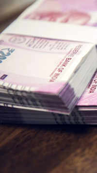 RBI says 76% of Rs 2,000 notes returned to banks