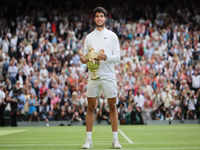<i class="tbold">wimbledon</i> 2023 final: Carlos Alcaraz beats defending champion Novak Djokovic to win maiden title, see pictures