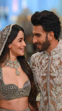 Ranveer Singh Halts Ramp Walk To Greet Mukesh Ambani At Bridal