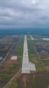 3.04km-long runway