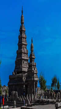 Group of Monuments, <i class="tbold">mamallapuram</i>