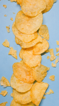 ​Chips and <i class="tbold">nachos</i>​