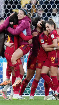 Women's World Cup: Spain beat Netherlands to reach semis