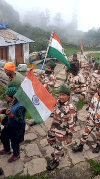 <i class="tbold">itbp personnel</i> take part in a Tiranga rally