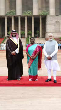 Crown Prince also met <i class="tbold">president of india</i>