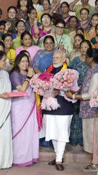 I congratulate all the women: PM Modi