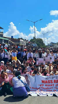 ​Students raise slogans during protest