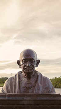 5 Things everyone must know about Gandhi's vision of education