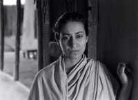 <i class="tbold">karuna banerjee</i> as Sarbojaya in 'Pather Panchali' and 'Aparajito'