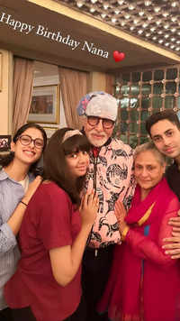 ​Amitabh Bachchan celebrates his 81st birthday with family and fans​