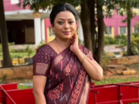 Baakiyalakshmi actress Reshma Pasupuleti's glamorous look​