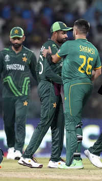 World Cup: South Africa break Pakistan hearts with one-wicket win