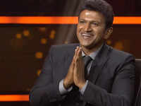 ​Puneeth's bond with <i class="tbold">crew members</i>