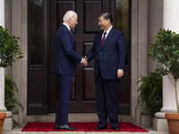 Asia-Pacific Economic Cooperation <i class="tbold">summit</i>​