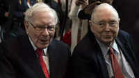 <i class="tbold">berkshire hathaway</i>, the conglomerate was controlled by Munger's longtime friend, Warren Buffett