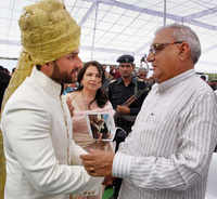 New pictures of <i class="tbold">nawab singh</i>