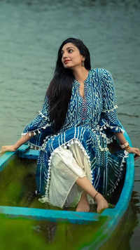 ​<i class="tbold">rithu manthra</i>'s recent photoshoot is all about tranquility; see pics​