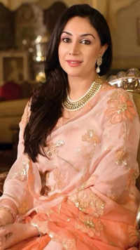 Princess of Jaipur and <i class="tbold">deputy cm</i> of Rajasthan, Diya Kumari is the most stylish royal