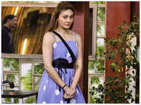 ​<i class="tbold">shefali jariwala</i>