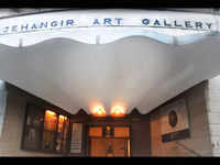 Jehangir <i class="tbold">art gallery</i>, Mumbai