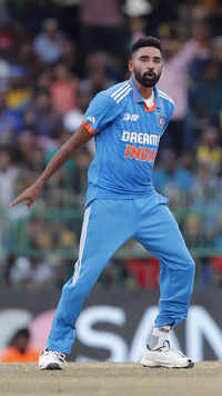 Siraj's monster spell in <i class="tbold">asia cup</i> final