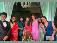 <i class="tbold">disha vakani</i> reunites with Taarak Mehta's cast at Dilip Joshi's son's wedding