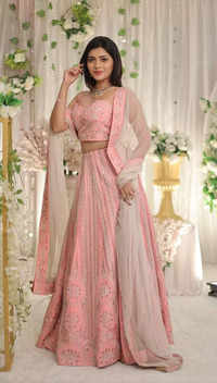 Ruchira <i class="tbold">jadhav</i>'s latest photoshoot in a pink pastel lehenga