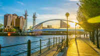 ​<i class="tbold">manchester</i>, located in the northwest of England, is a vibrant, dynamic city