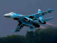 <i class="tbold">sukhoi</i> Su-27 Flanker